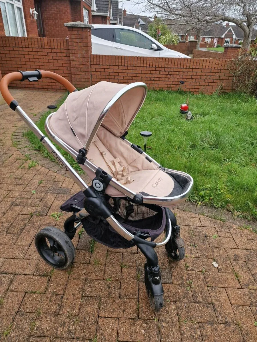 iCandy travel system and MaxiCosi carseat - Image 3