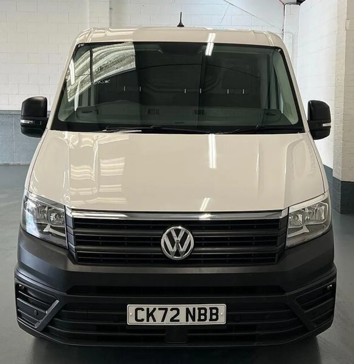 2023 Volkswagen Crafter Panel Van - Image 1