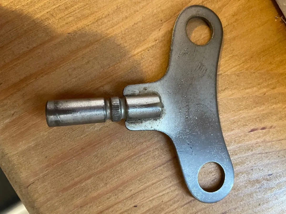 Vintage Favre Leuba & Co., Ltd. School Clock - Image 3