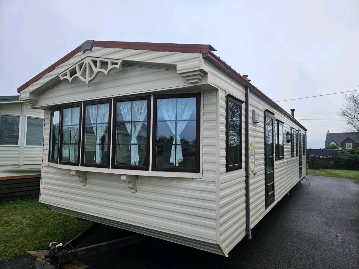 Mobile home - Image 1