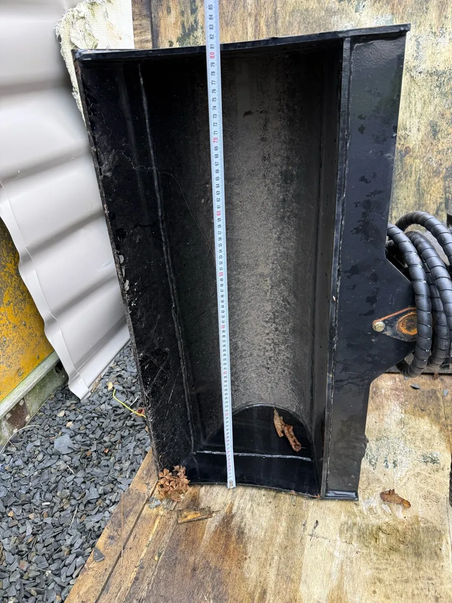 40mm pin 3ton digger bucket - Image 3