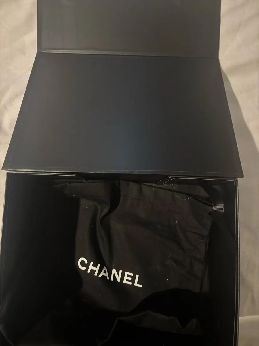 Chanel Mini handbag 1:1 - Image 4