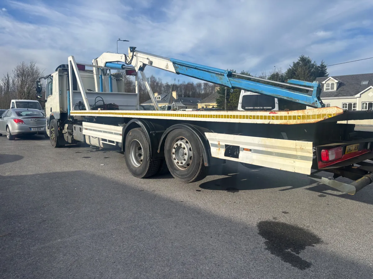 Daf CF75 310 tilt and slide W crane - Image 2