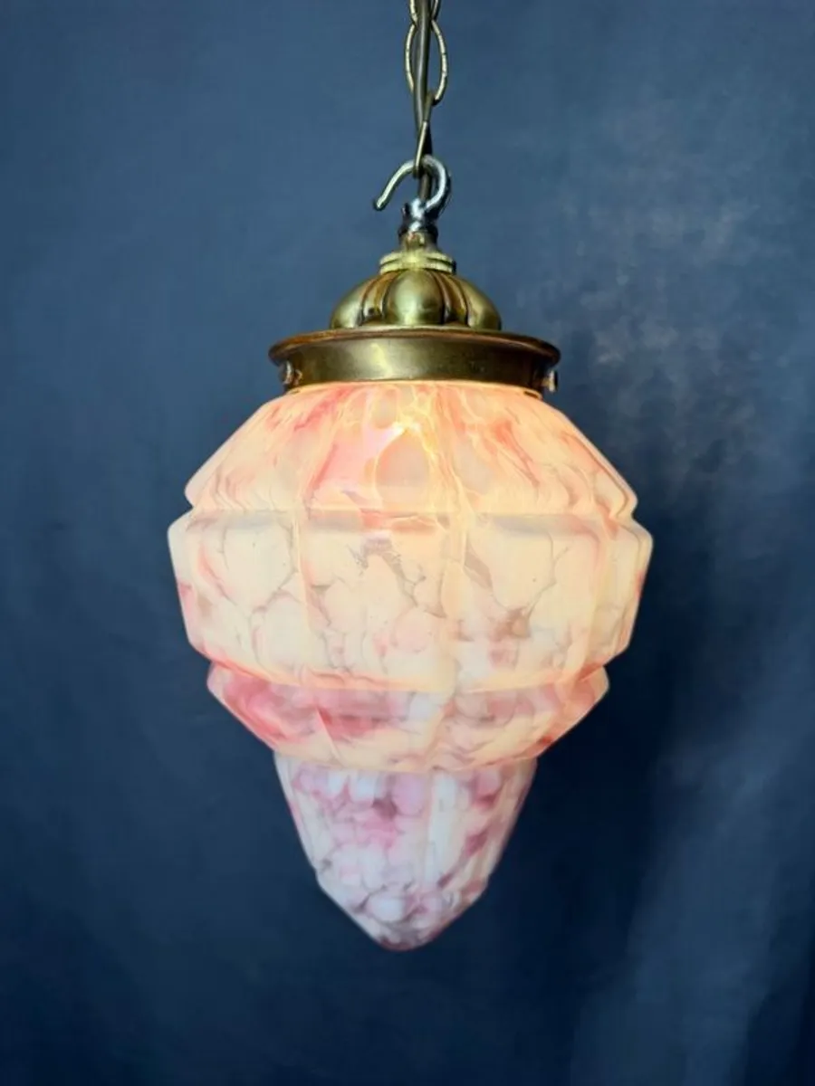 1930s Mottled Marble Effect Glass Pendant Light with Brass Fittings - Image 3