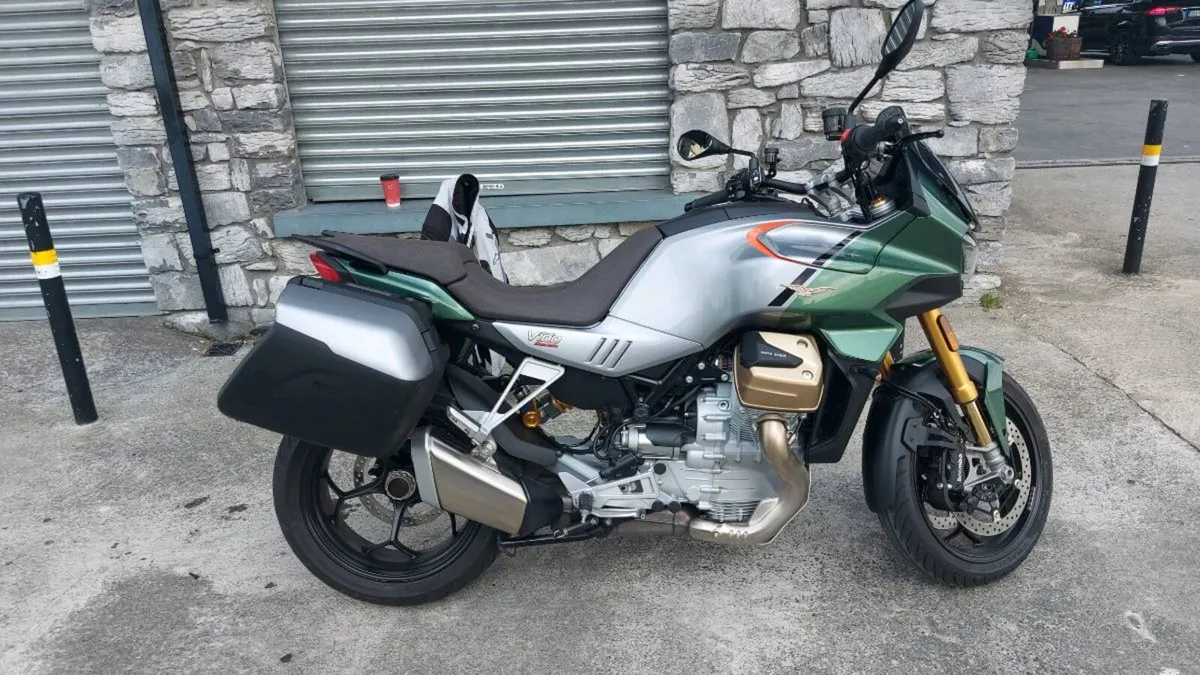 Moto Guzzi V100 S Mandello - Image 1