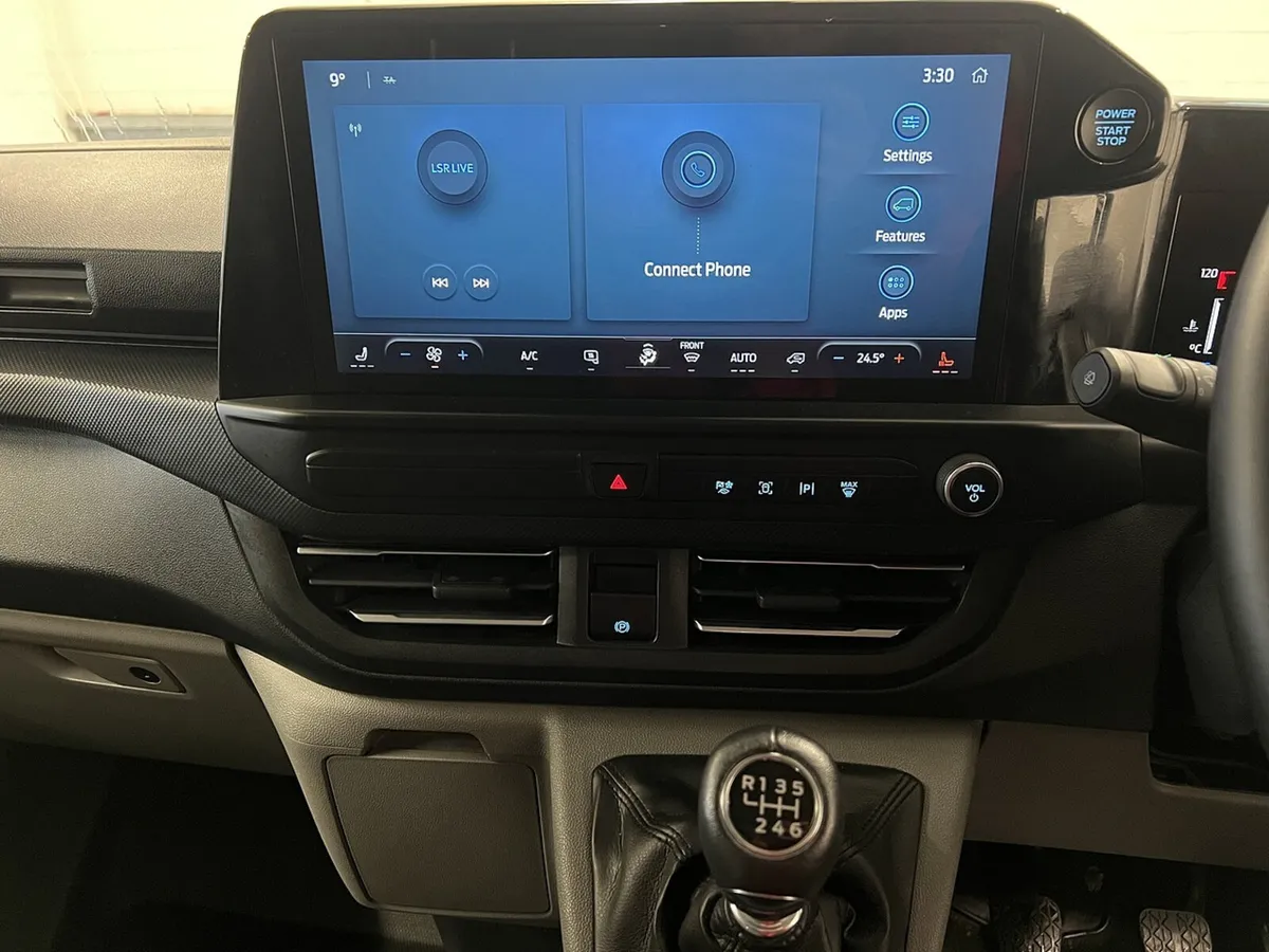 2024 Ford Transit Custom Panel Van - Image 3