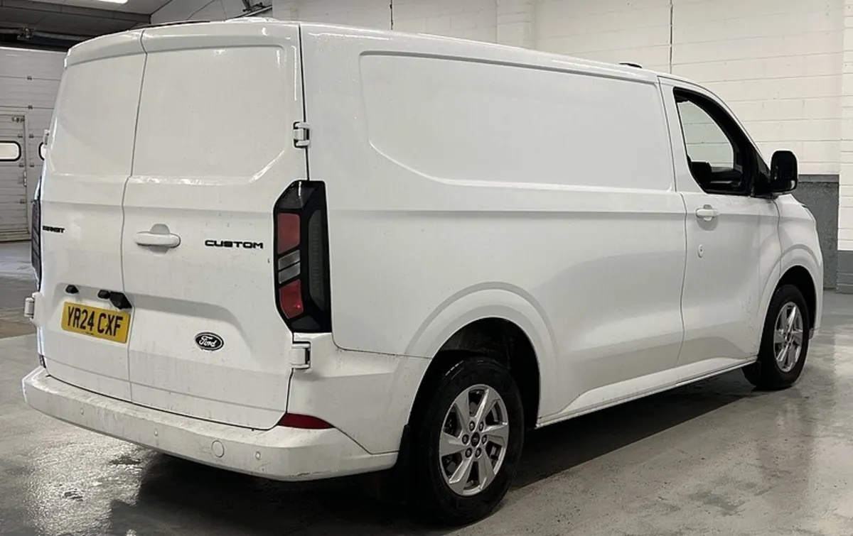 2024 Ford Transit Custom Panel Van - Image 2