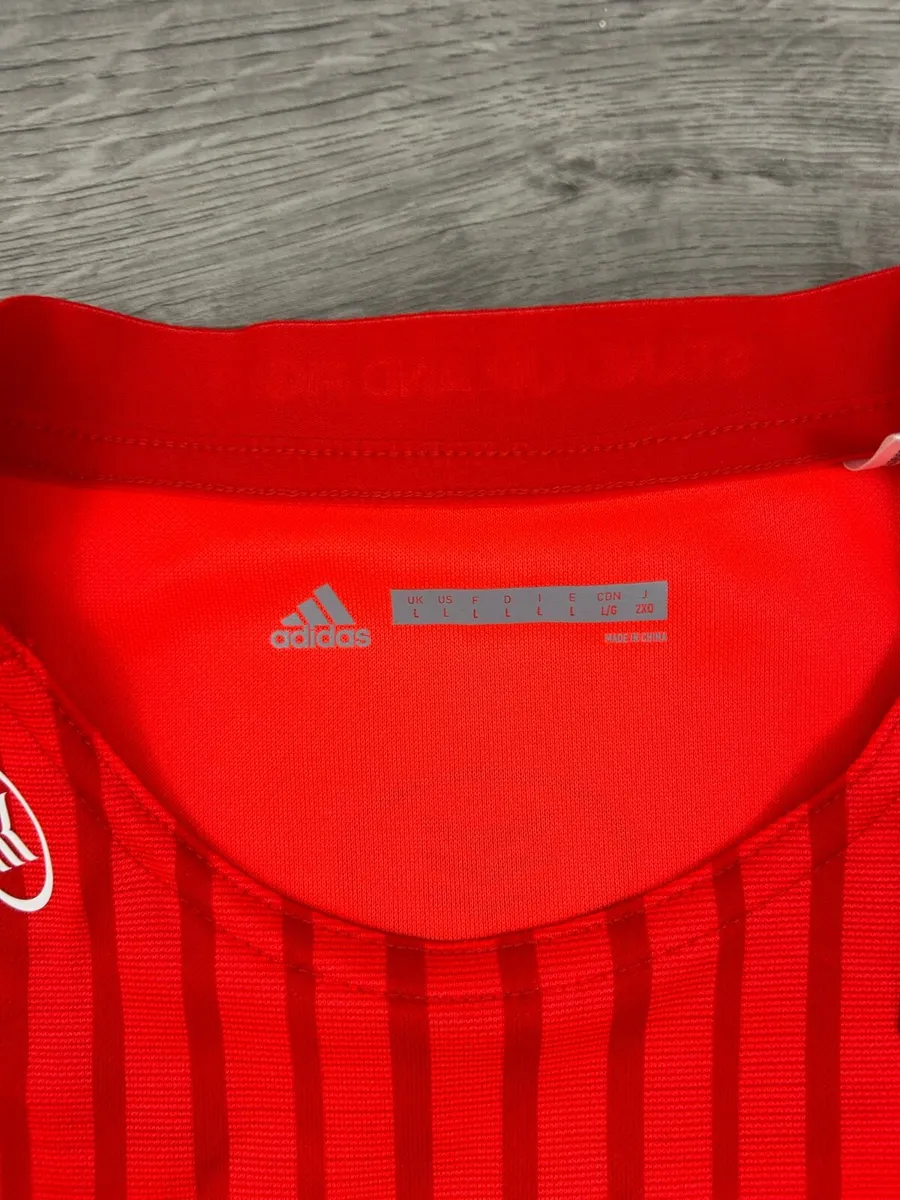 NEW Adidas Munster Rugby Jersey Shirt Mens Large - Image 4