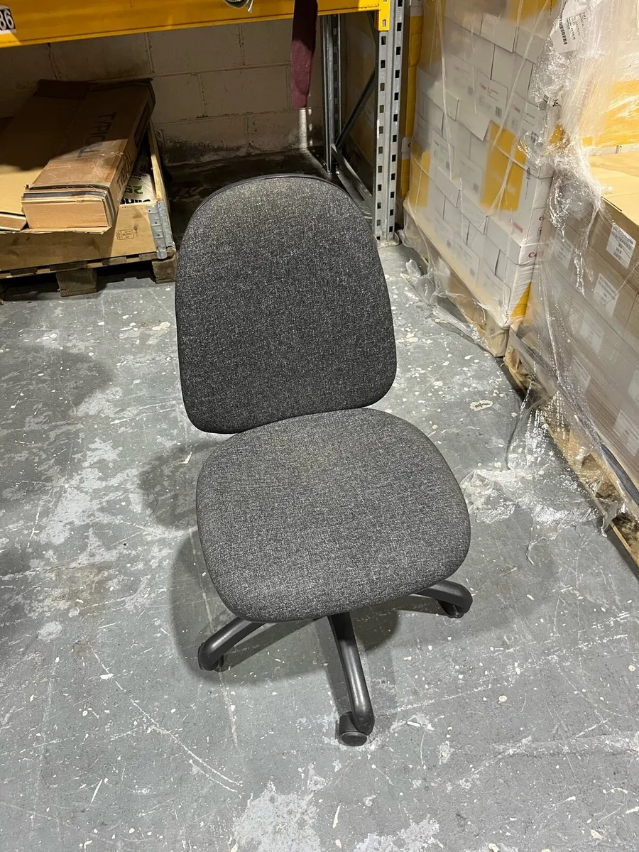 Office chair - Image 2