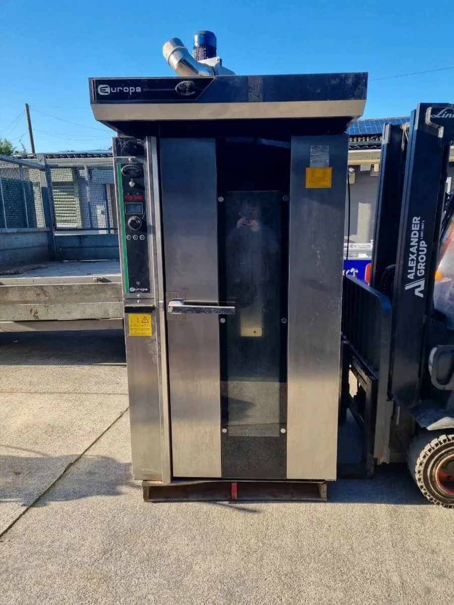 As new commercial bakery oven - Image 1