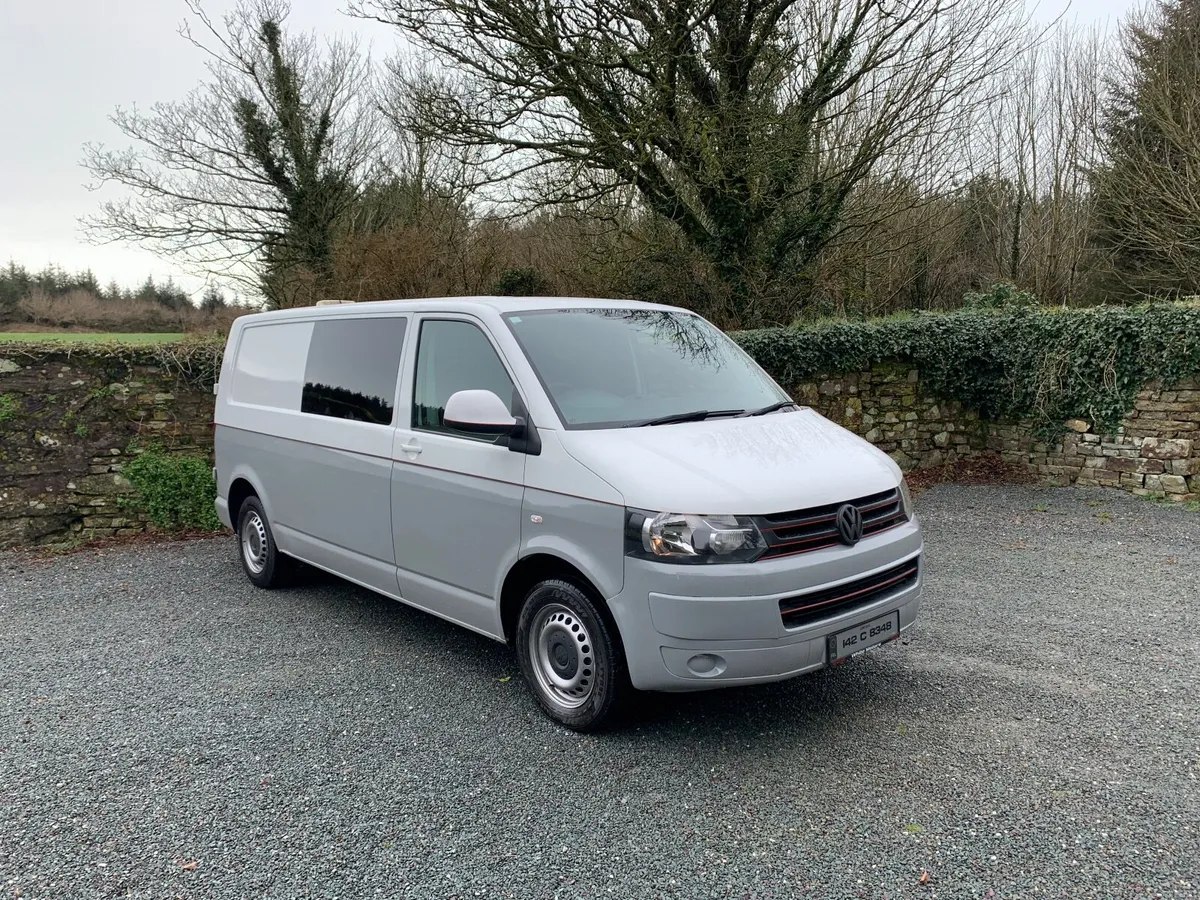 VW Transporter — 2014 - Image 1