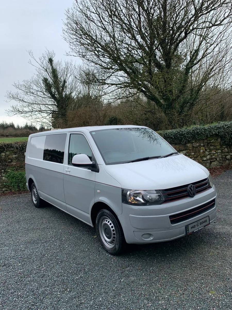 VW Transporter — 2014 - Image 2