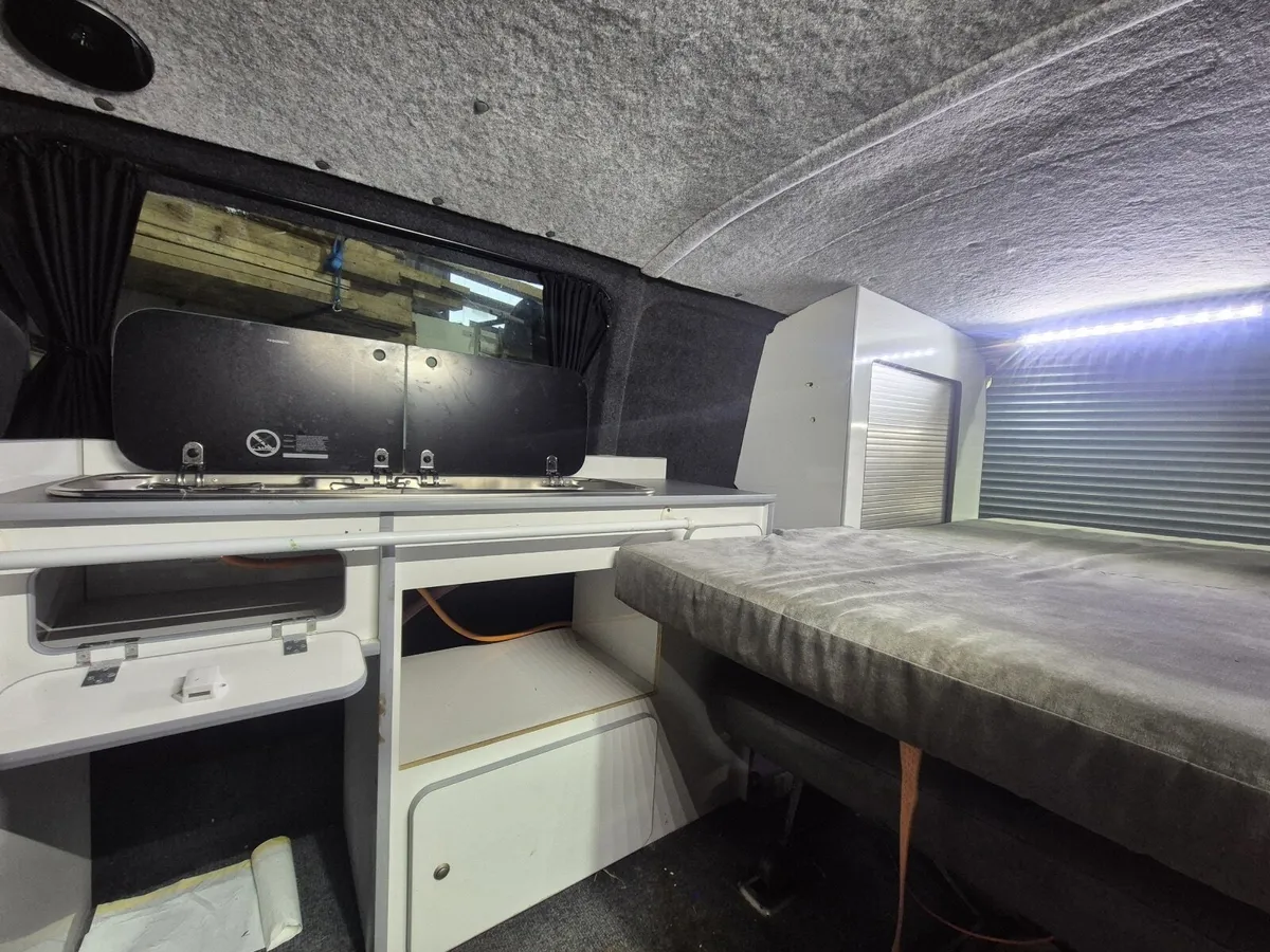 VW Transporter — 2014 - Image 4