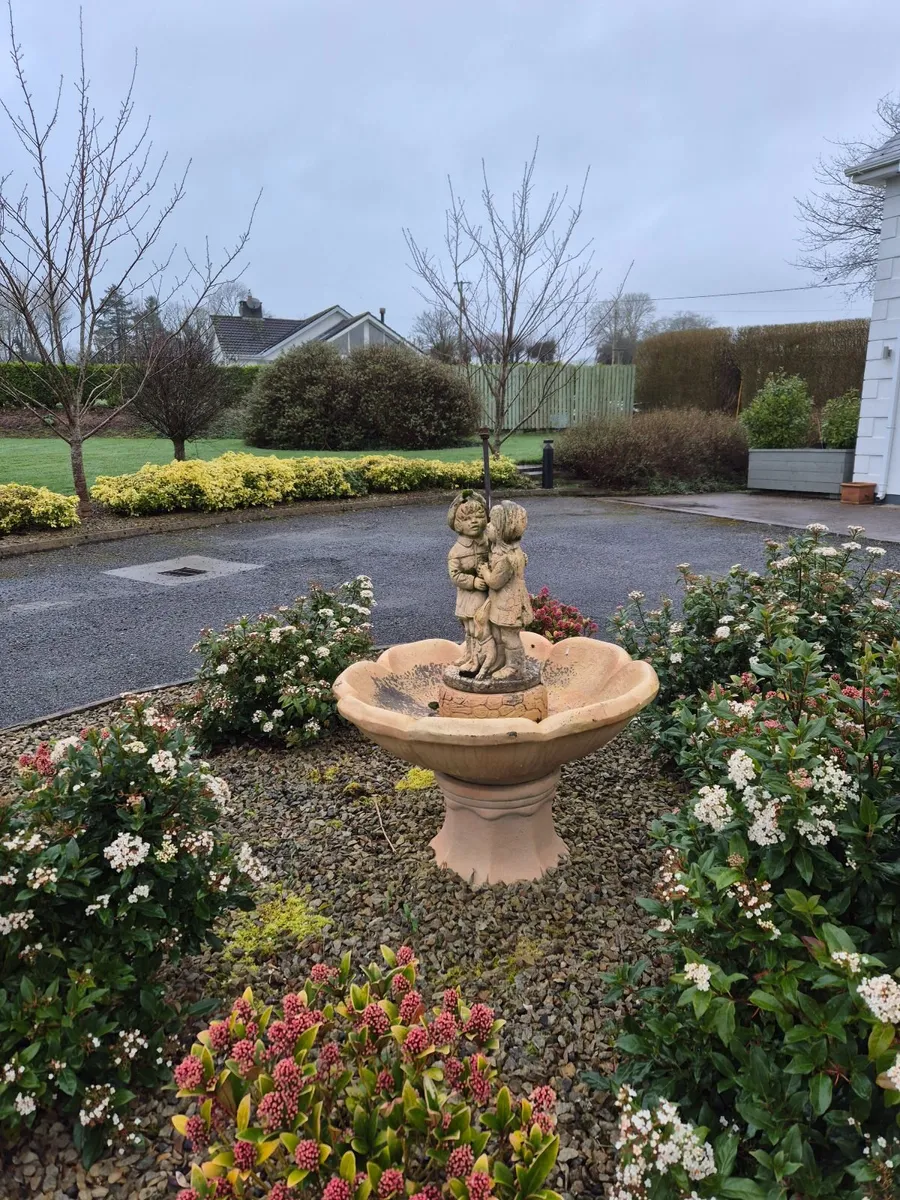 Garden ornament - Image 1