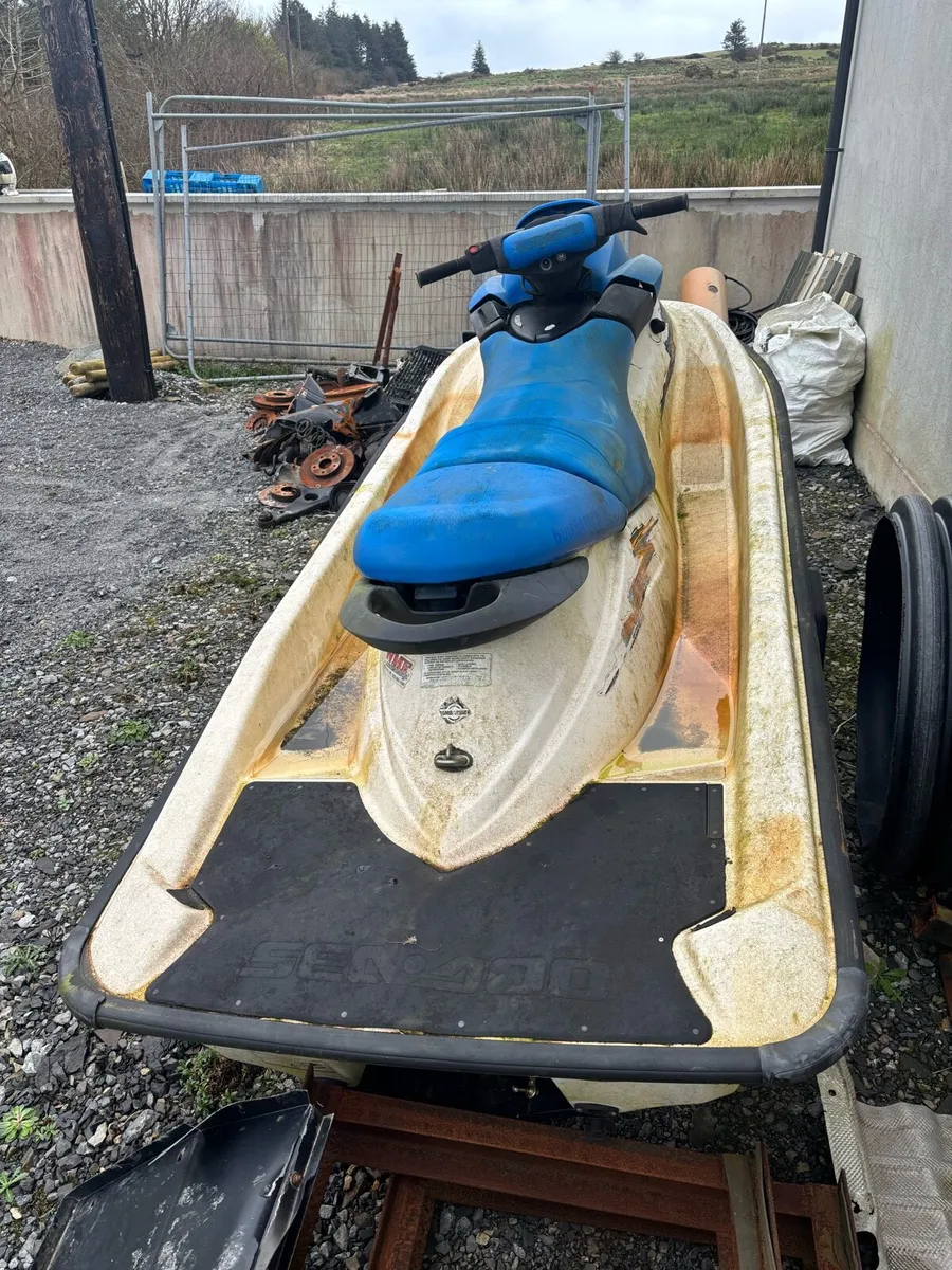 Jet ski - Image 2