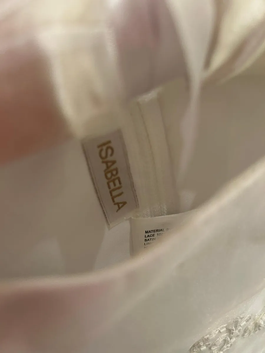 Communion dress and accessories - Image 1