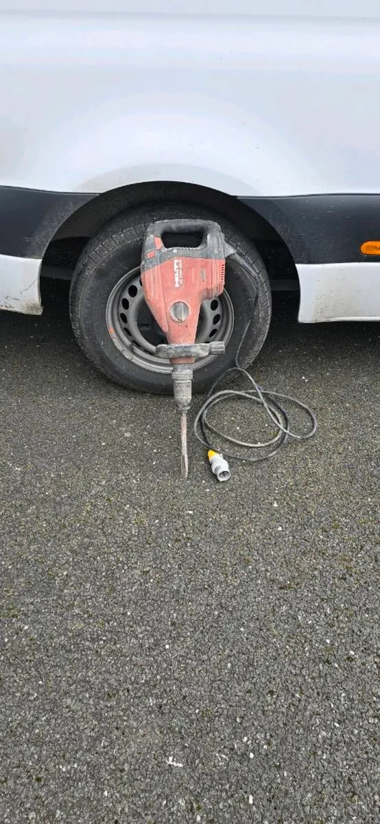 Hilti TE700 TVR - Image 1