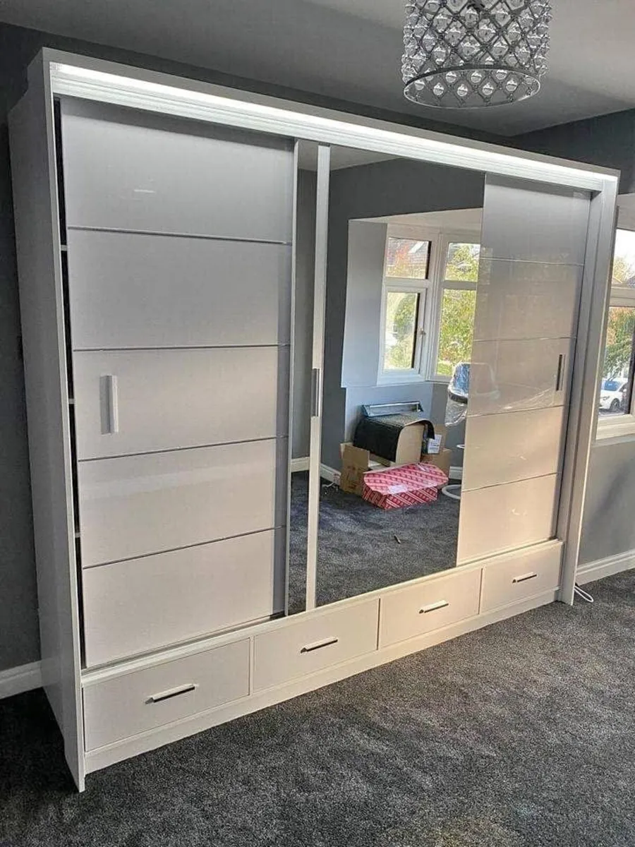 Sliding Wardrobes - Image 1