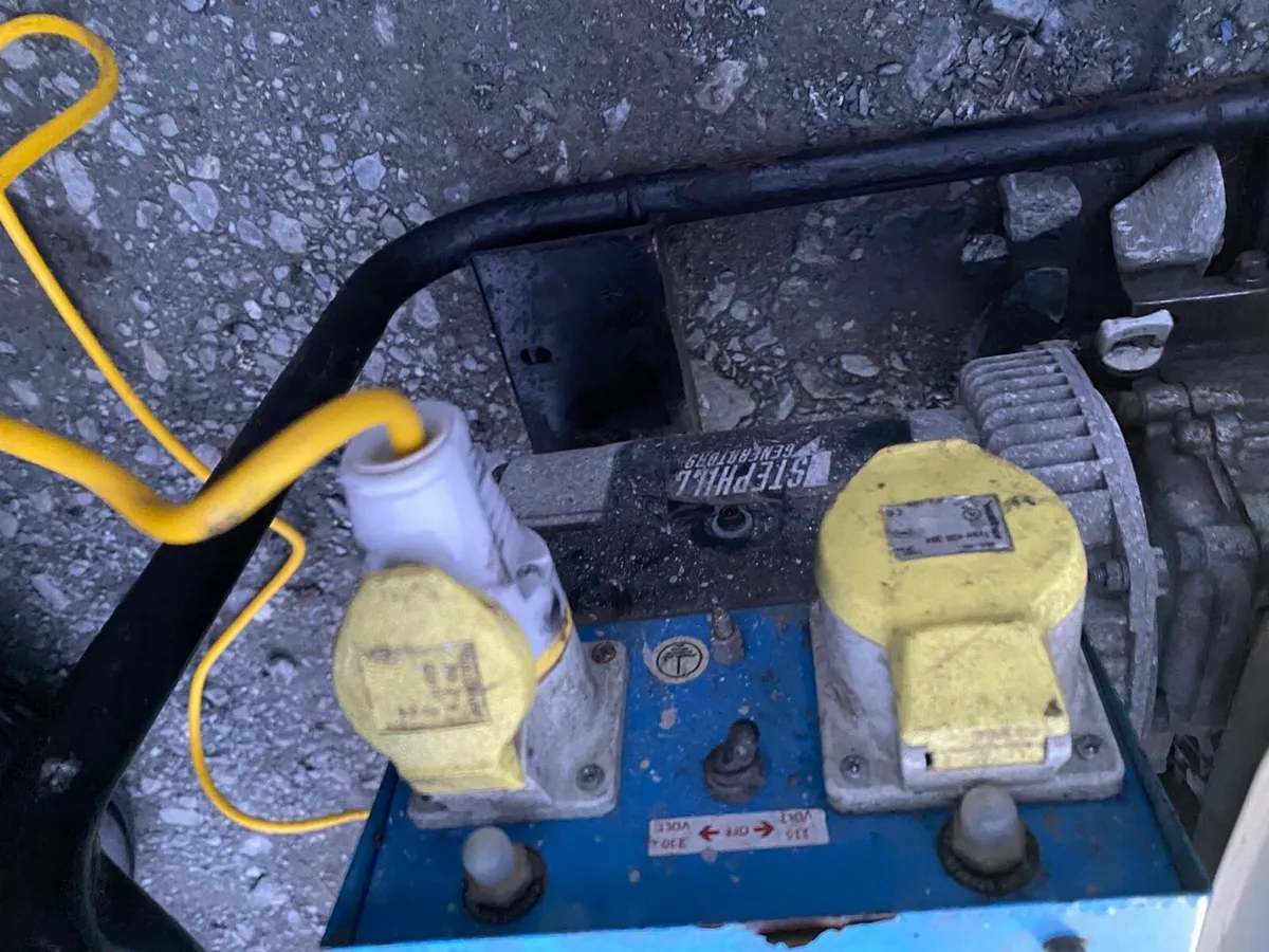 Honda petrol generator - Image 4