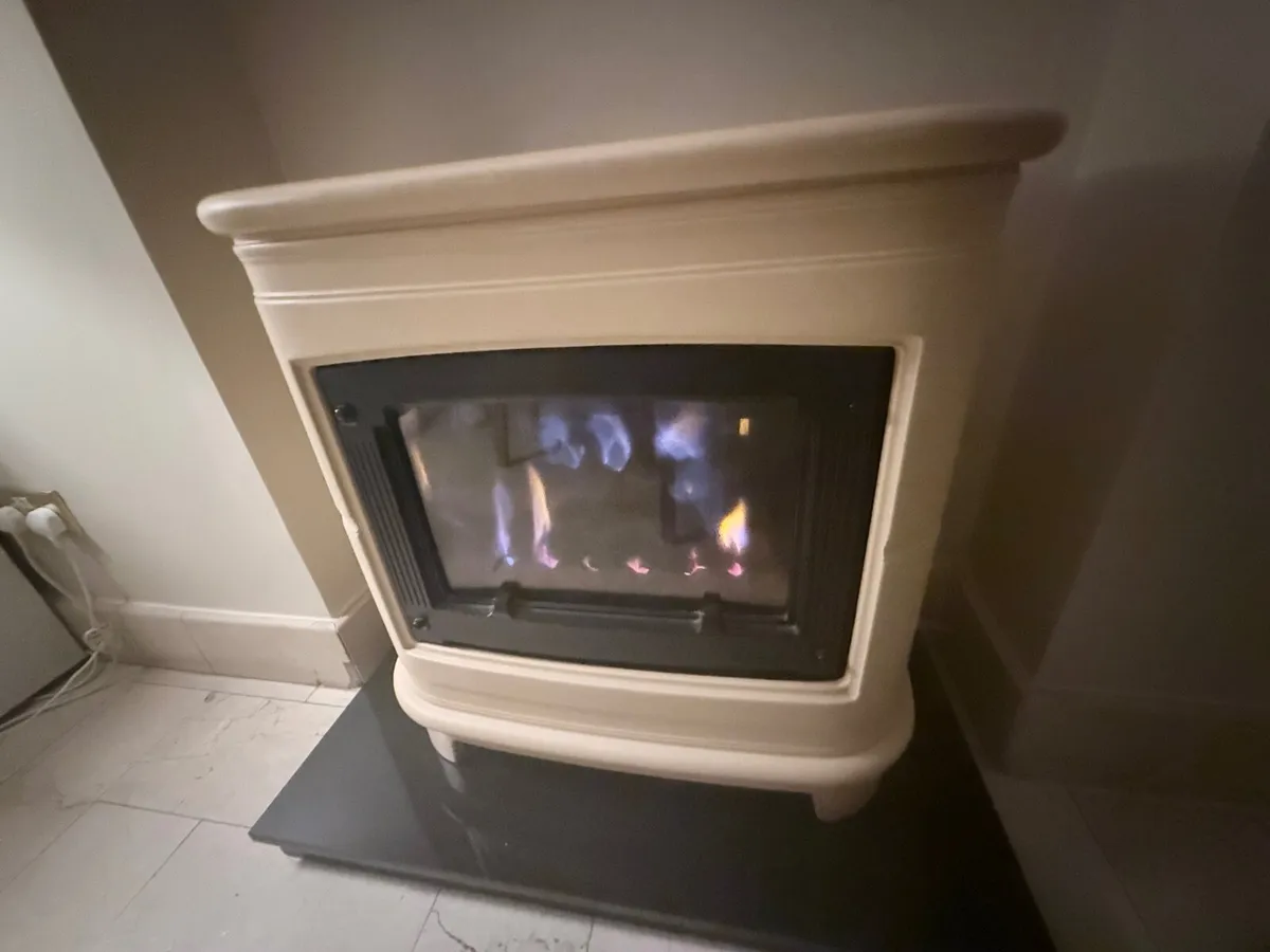 Gas heater - Image 2