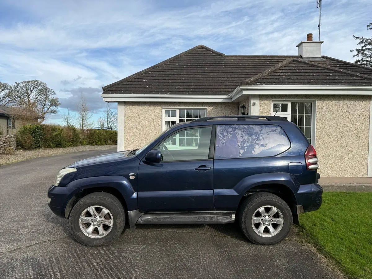 Toyota landcruiser - Image 4