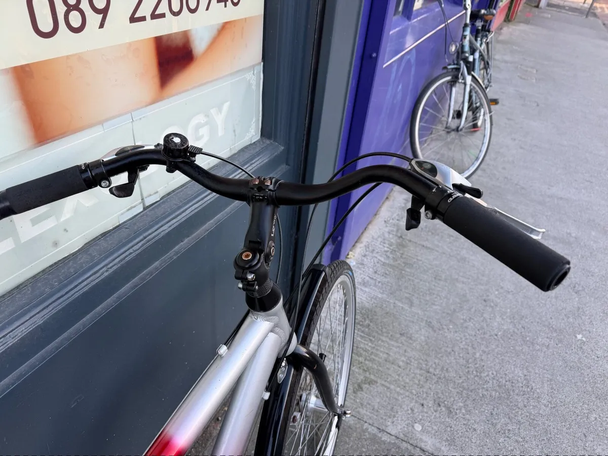 Hybrid bike❗️Open 7 days of the week ❗️ - Image 4