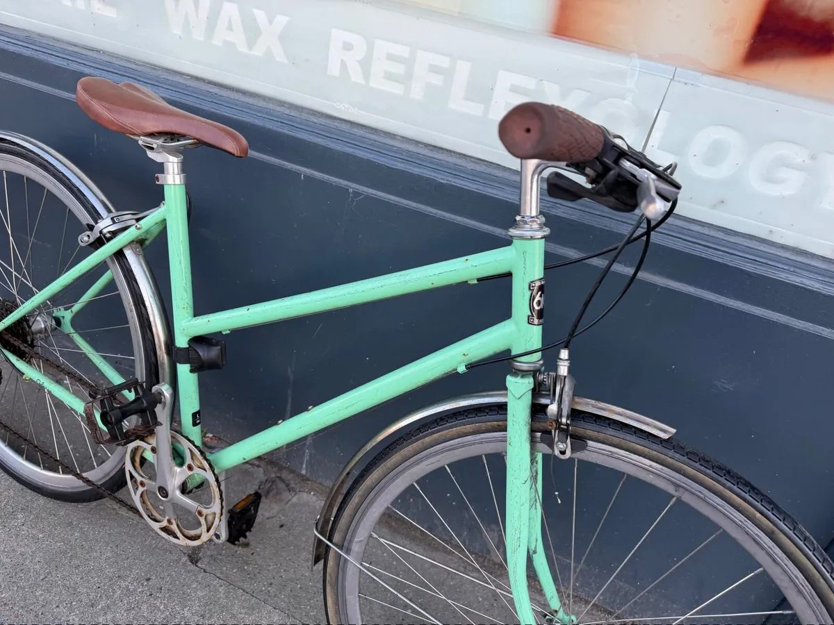 Hybrid bike ❗️Open 7 days of the week ❗️ - Image 4