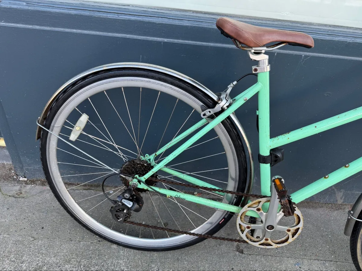 Hybrid bike ❗️Open 7 days of the week ❗️ - Image 3