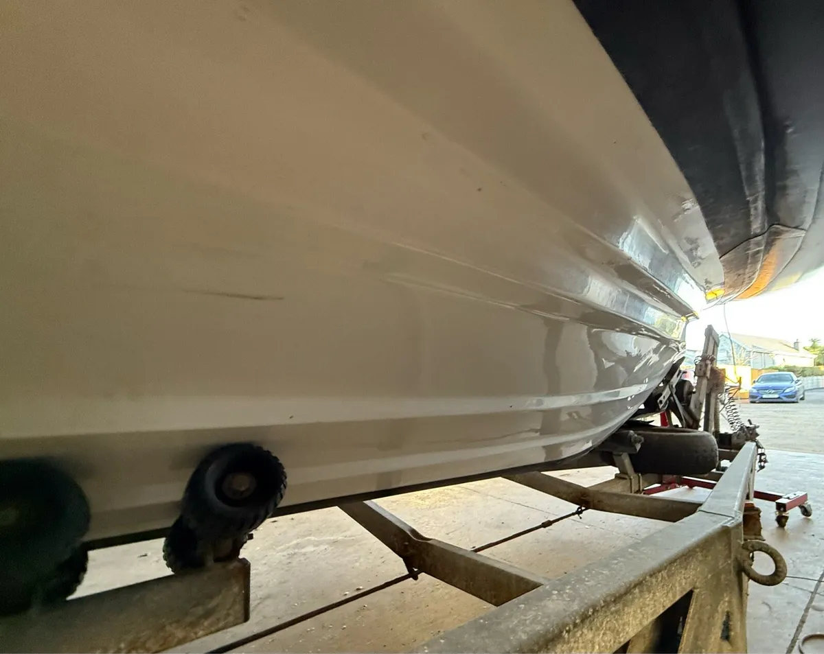 Redbay RIB 7.4 Metre Diesel Inboard Boat - Image 4