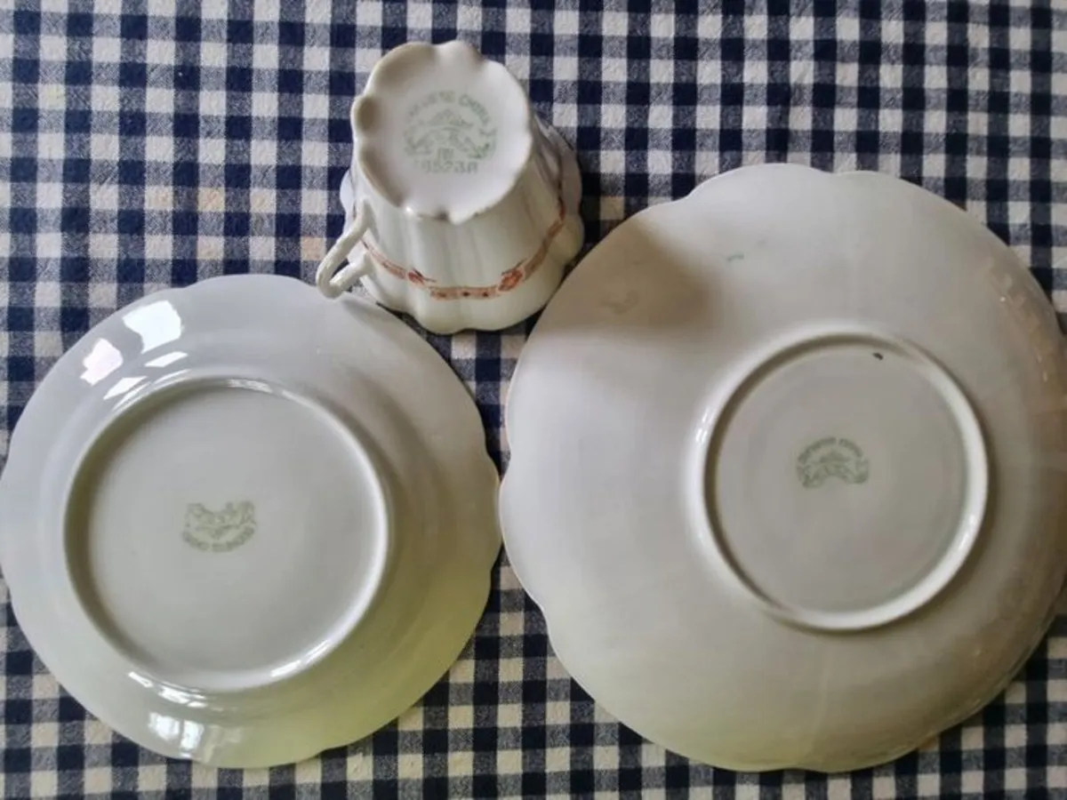 Vintage DUCHESS China set 3 pieces - Image 3