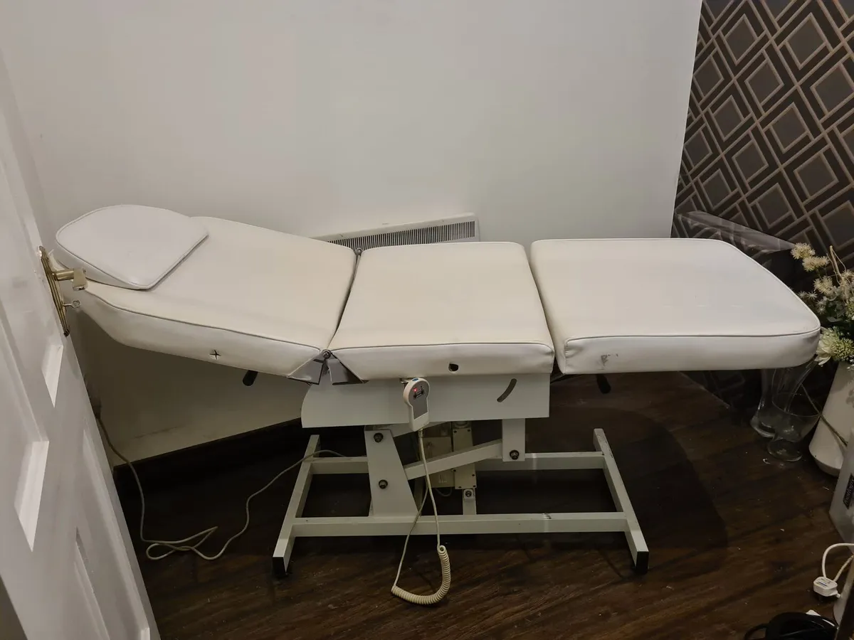 Facial bed - Image 3