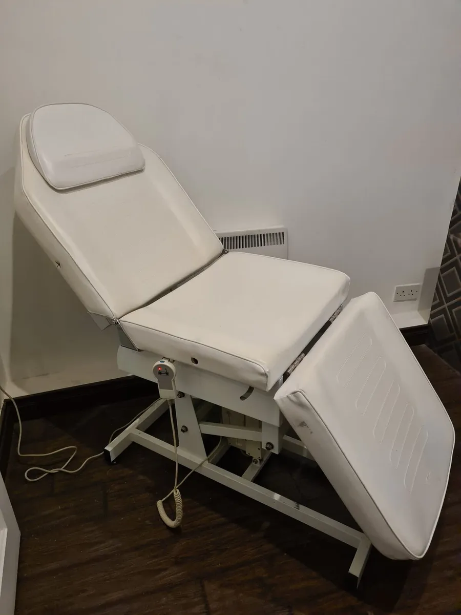 Facial bed - Image 4