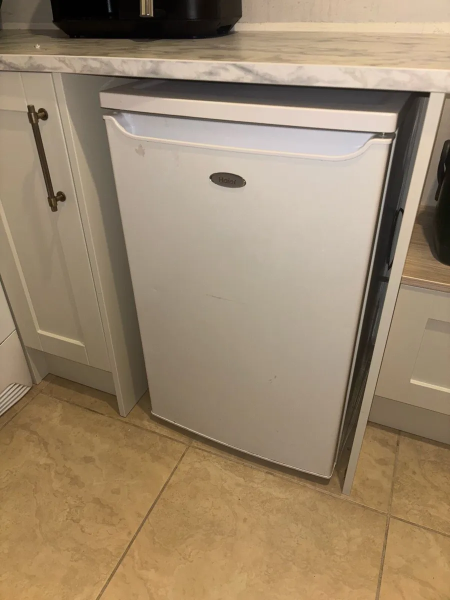 Under counter freezer - Image 1