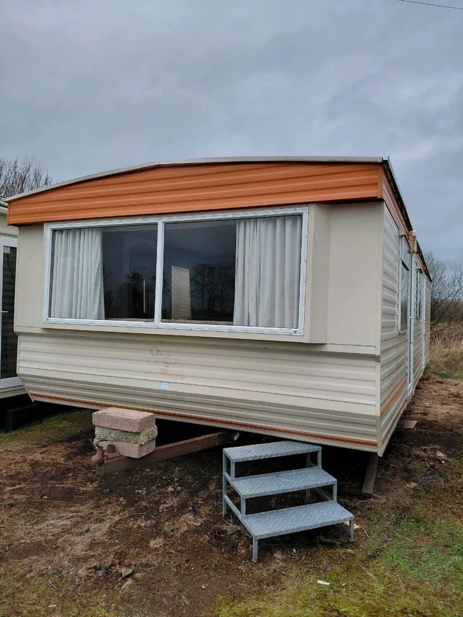 Mobile home - Image 1