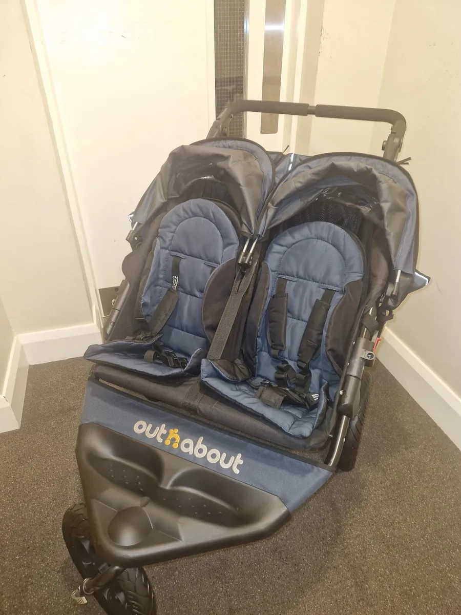 Out N About Double stroller - Image 1