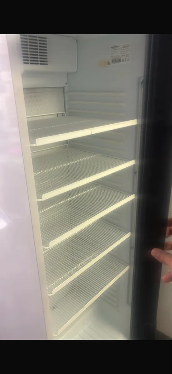 Drink fridge - Image 2