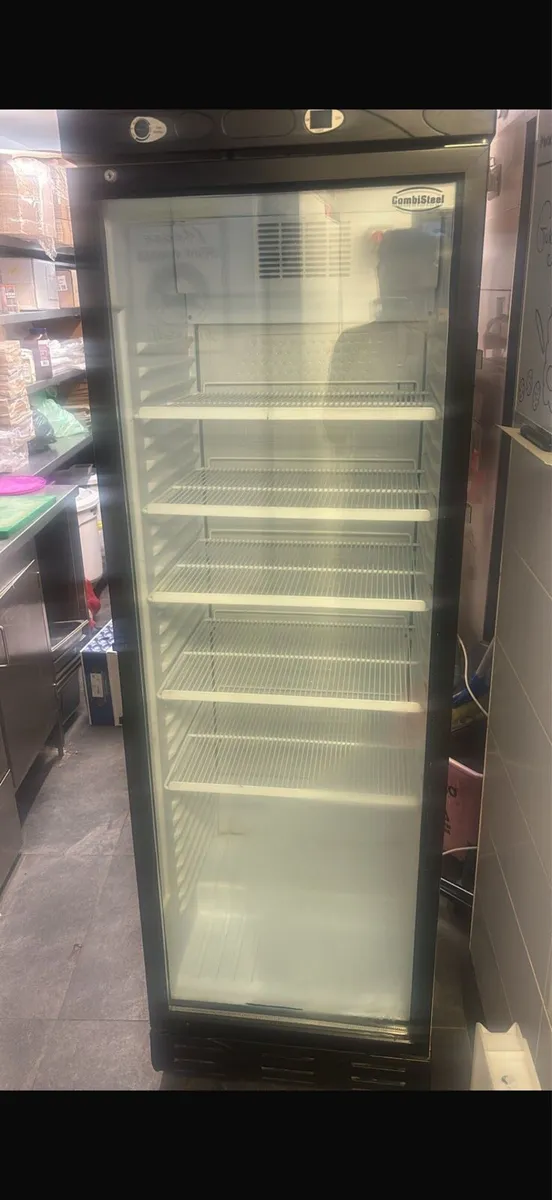 Drink fridge - Image 3