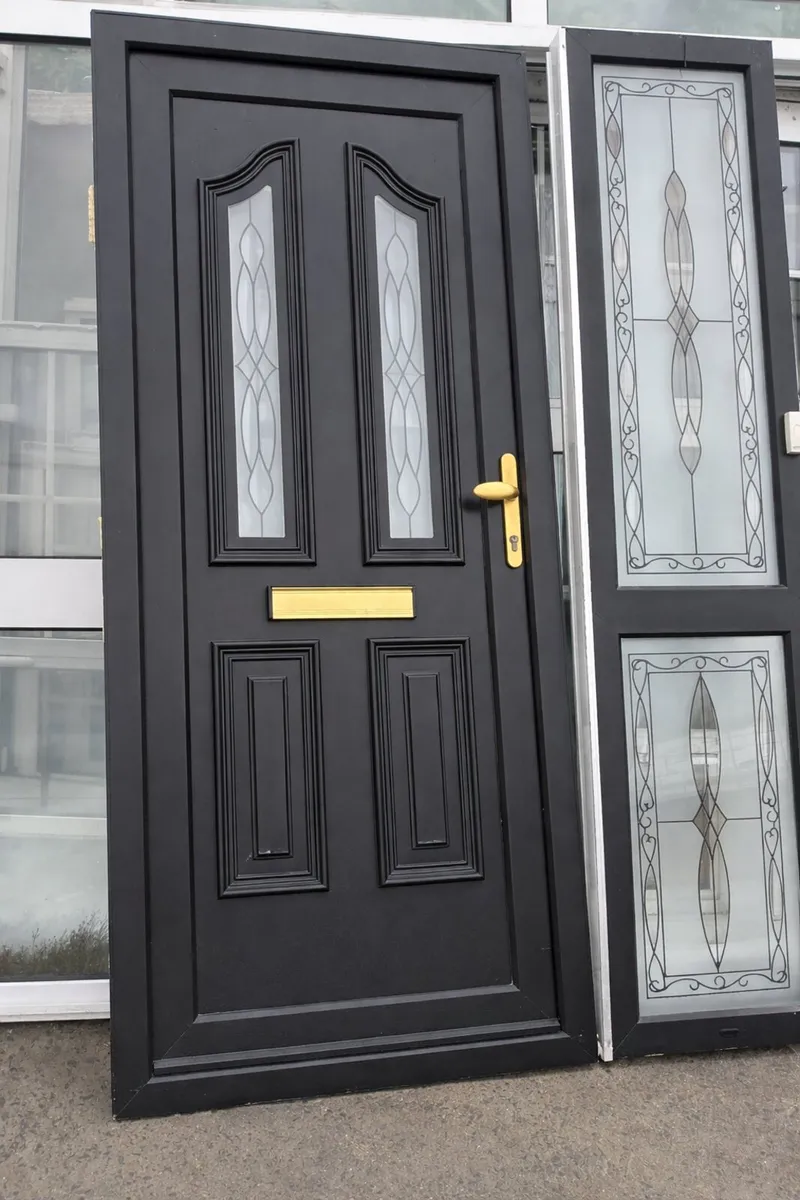 🇨🇮HIGH QUALITY COMPOSITE BLACK DOOR AVAILABL🇨🇮