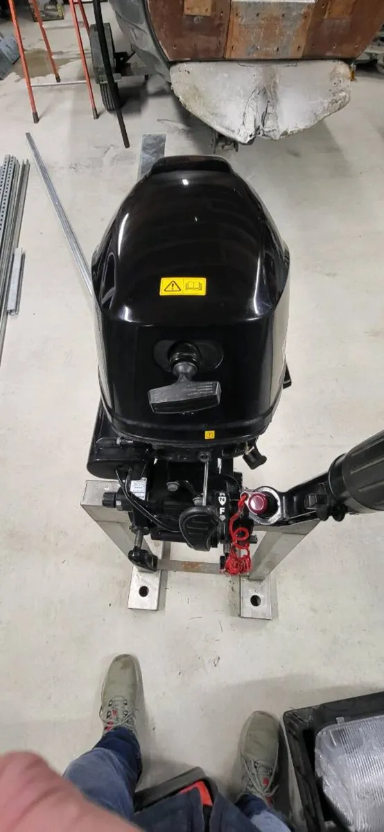 Outboard Engine - Image 4