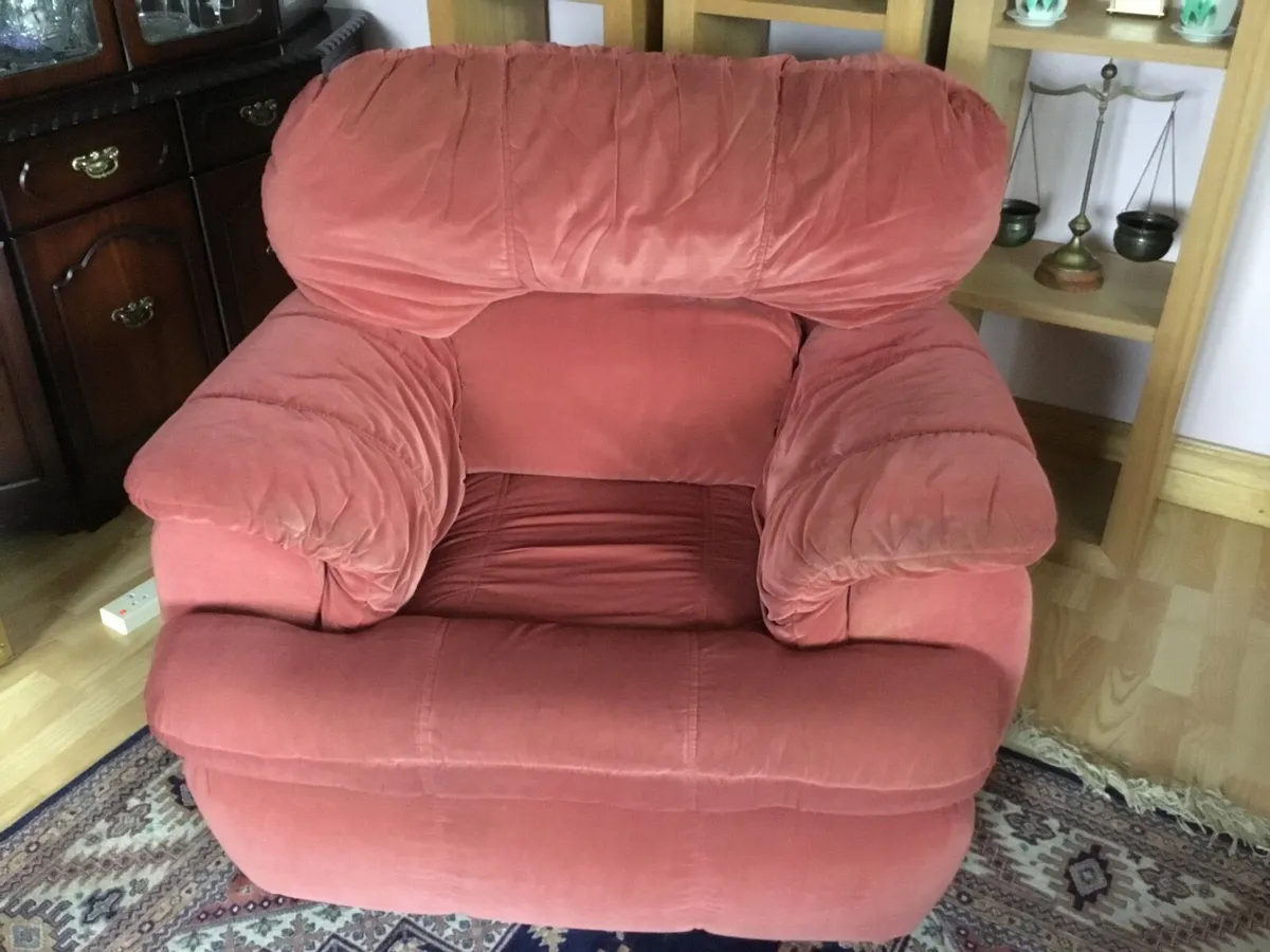 3 Piece Suite - Image 2