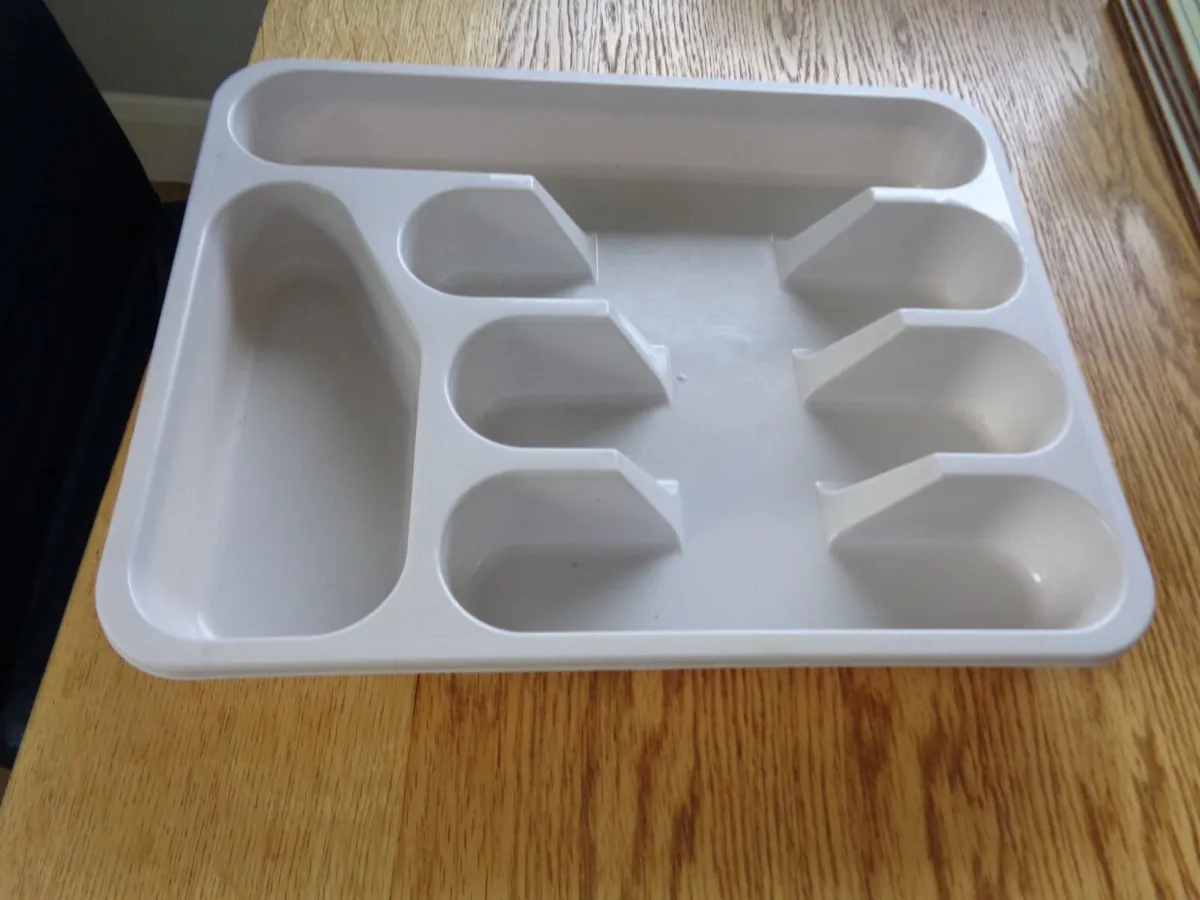 Plastic Cutlery Tray for Sale - Image 2