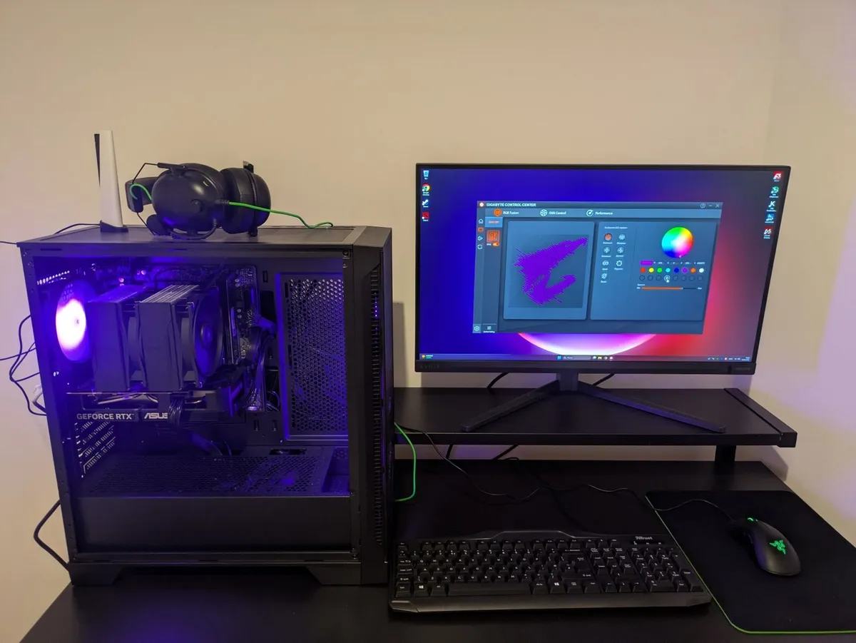 Gaming PC i5 14600KF, RTX 5060, 32 GB RAM, 27 QHD - Image 1