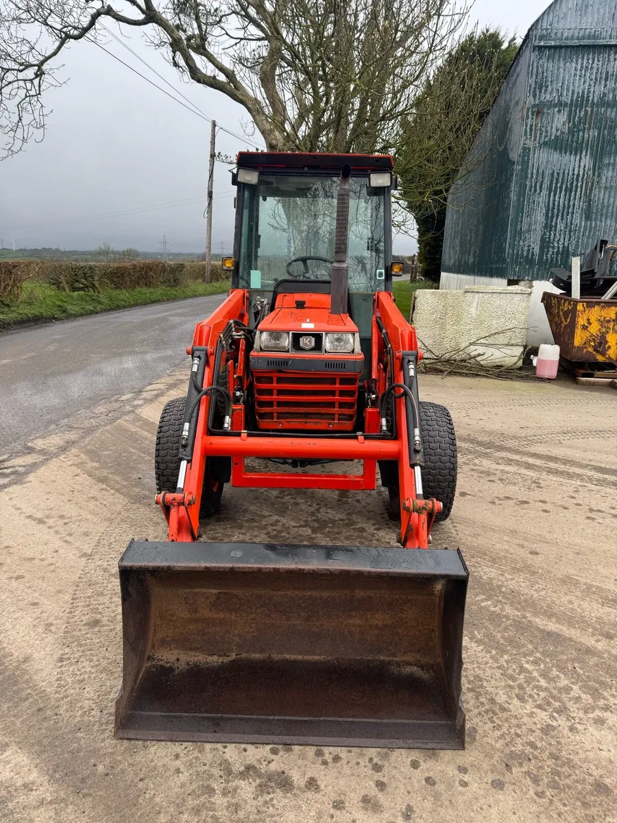 Kubota Compact Tractor - Image 4