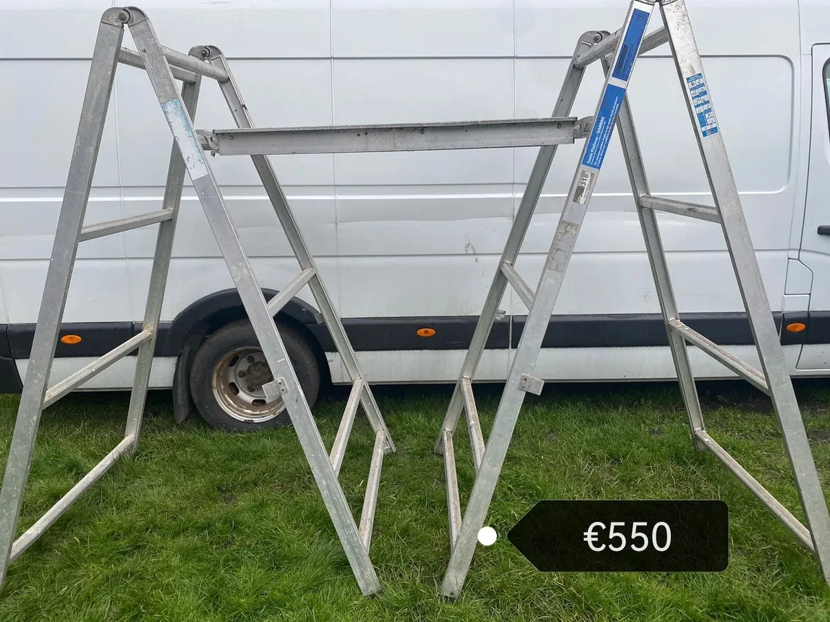 Pair of aluminium trestles with platform - Image 1