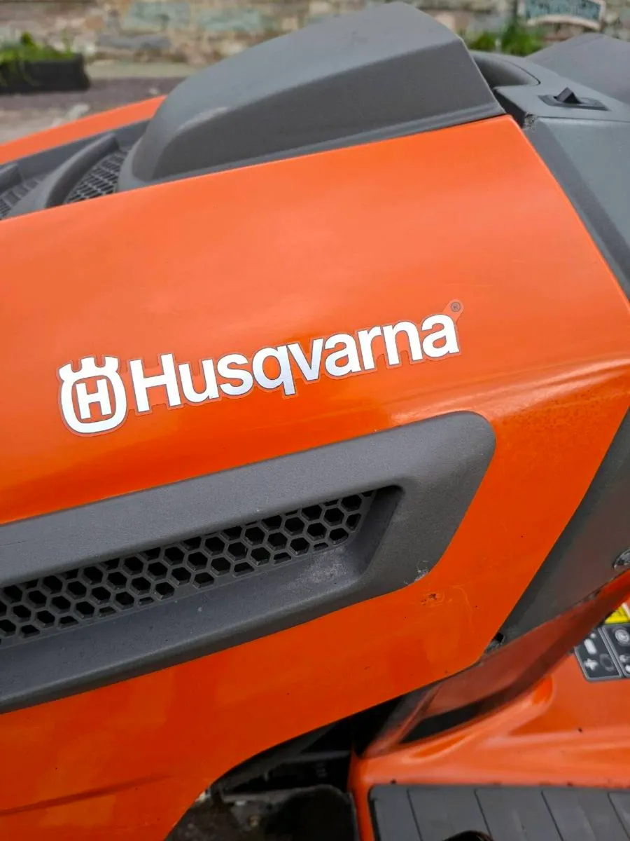 Husqvarna ride on mower - Image 4