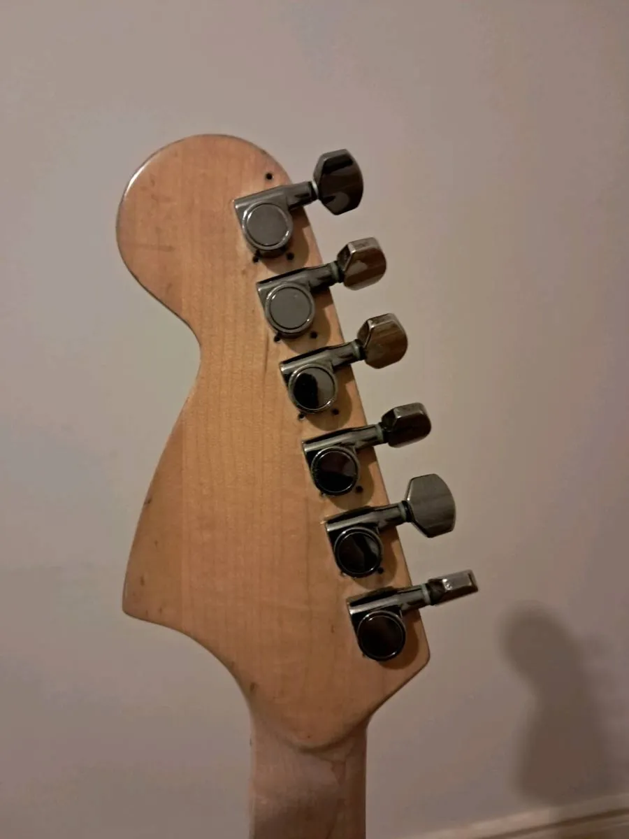 CMI Electric Guitar - Image 4