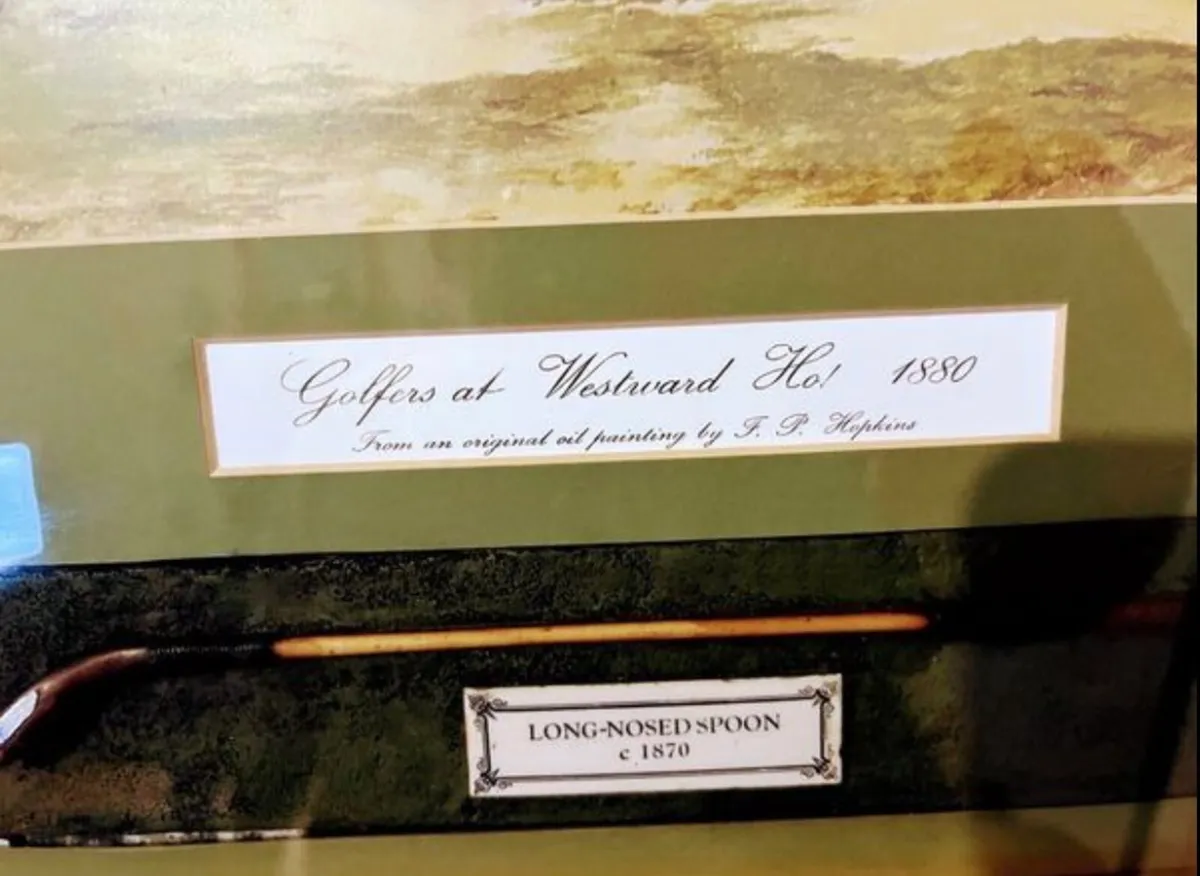 Vintage golfing scene wall hanging - Image 3