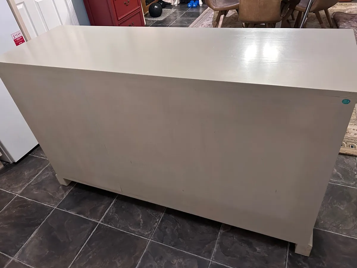 Side board - Image 2