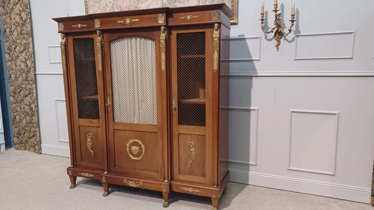 Antique wardrobe Louis Philippe - Image 1