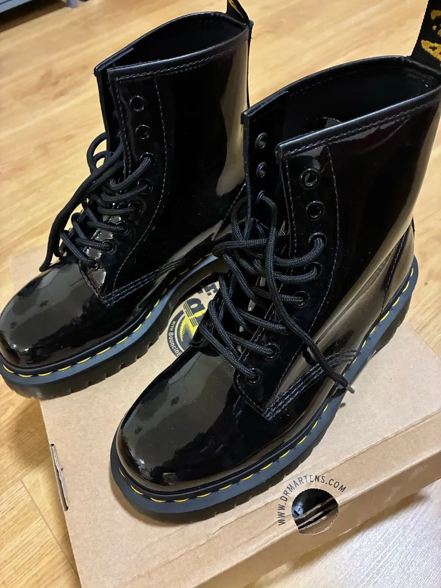 Women’s Dr Martens boots - Image 4